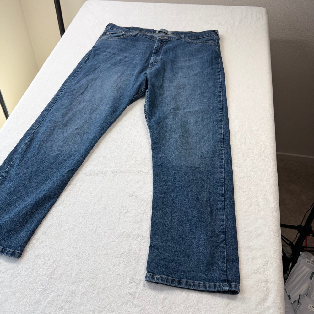 Wrangler‎ Authentics Straight Leg Mens Jeans 38x29 Blue Good Classic Denim - Picture 3 of 13